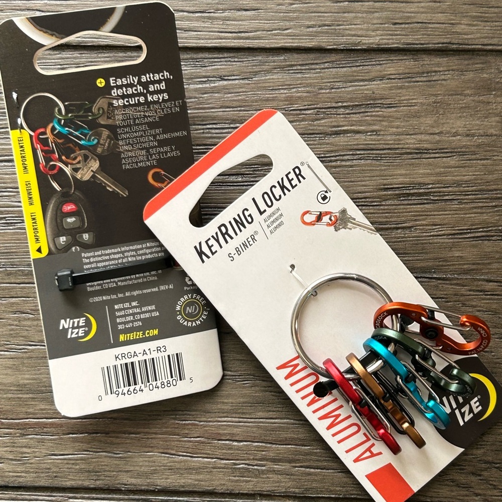 🆕⚒️Nite Ize Aluminum Keyring Locker S-Biner - Carabiner Keychain - multicolored